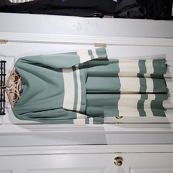 Nasty Gal Sweater and Wide Leg Lounge Set - Picture 2 of 5